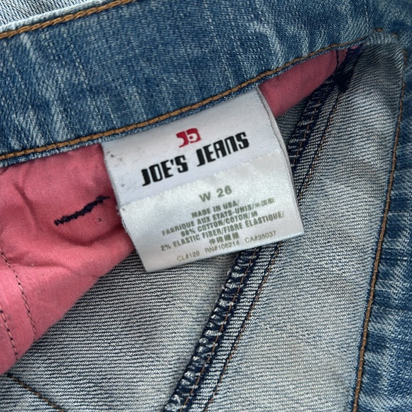 Joe’s jeans size 26 distressed and worn - Picture 6 of 7